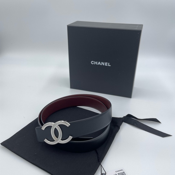 NWT❤️CHANEL❤️Reversible Leather Belt - Picture 2 of 7